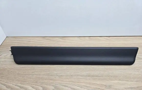 Volvo V70 Front sill trim cover 31306758