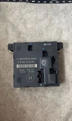 Mercedes-Benz CLS C219 Door control unit/module A2198200226