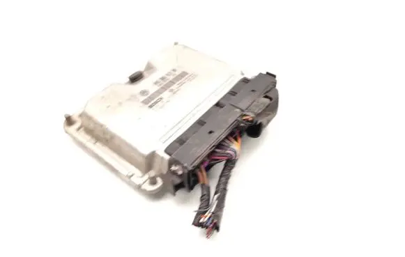 Skoda Fabia Mk1 (6Y) Engine control unit/module 045906019BM 0281011412 1039S02300
