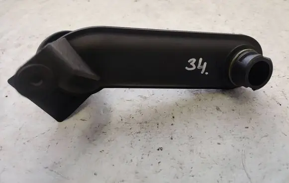 Ford Transit Oil fill pipe YC1Q6763