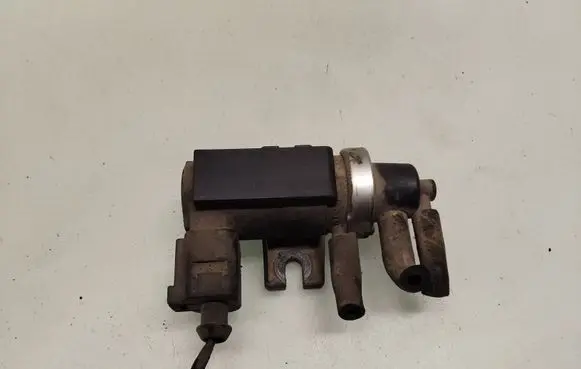 Volkswagen Transporter - Caravelle T5 Turbo solenoid valve 1J0906627C