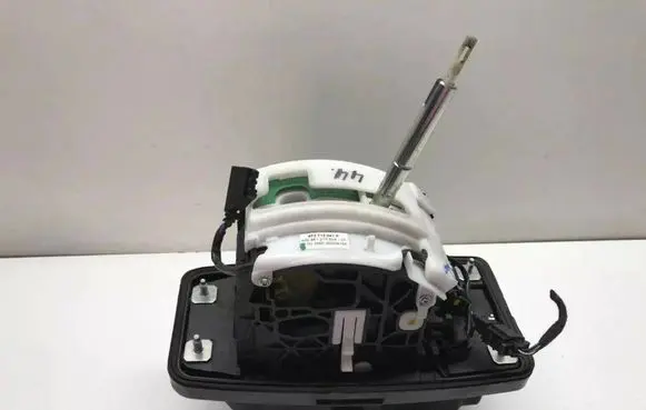 Audi A6 S6 C6 4F Gear shifter/selector 4F2713041P 4F2713041