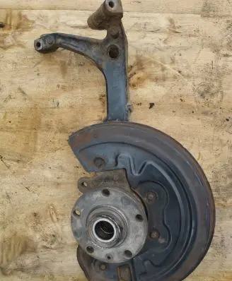 Volkswagen PASSAT B5.5 Front wheel hub 742B