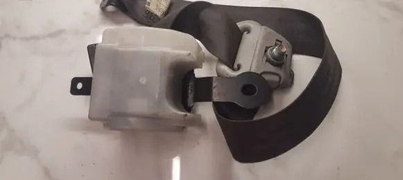 Mitsubishi Pajero Sport I Front seatbelt 0427192 TKAB2EN229