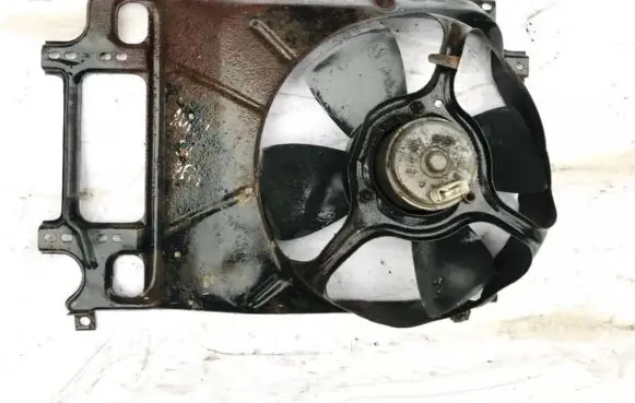 Volkswagen Caddy Radiator cooling fan shroud 171959455E