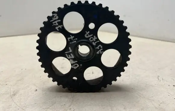 Opel Meriva A Fuel pump gear (pulley) 