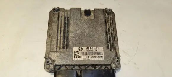 Volkswagen Touareg I Engine control unit/module 070906016BL