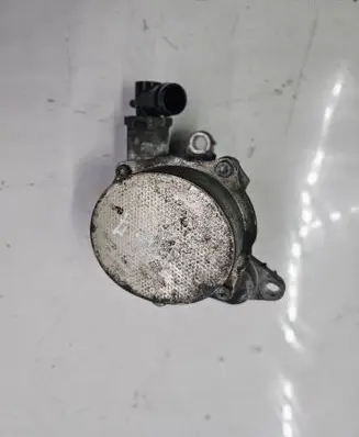 Opel Vivaro Vacuum pump