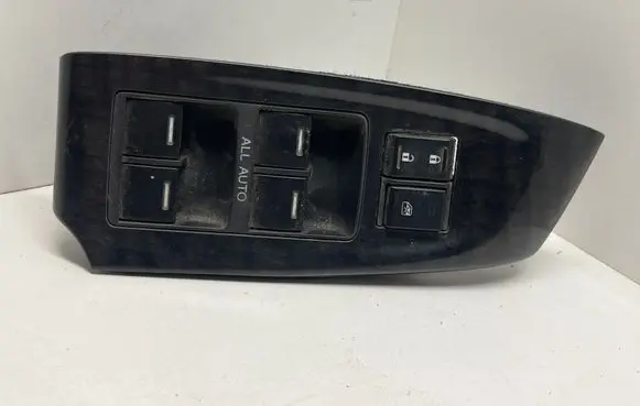 Honda Accord Electric window control switch 35750TL0G21M1 04Y8D1 C8EDTL0HG211