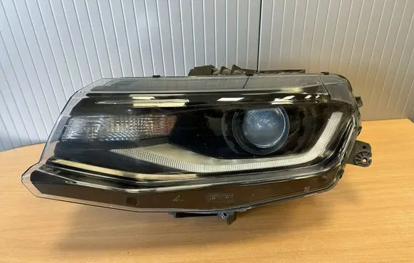 Chevrolet Camaro Headlight/headlamp 84244104 F00HTG3053 22907456