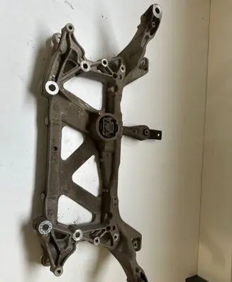Volkswagen PASSAT B8 Front subframe 3Q0199369E