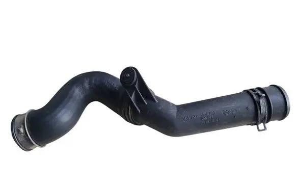 Volkswagen PASSAT B6 Intercooler hose/pipe 3C0145770B