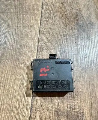 Mercedes-Benz E W211 Rain sensor a2118203126 5DC00842400