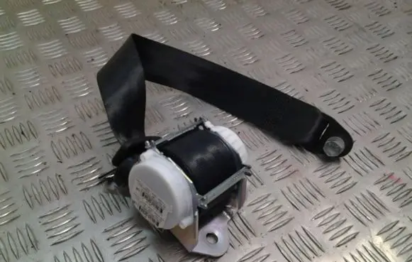 Alfa Romeo Giulietta Rear seatbelt 34112511B