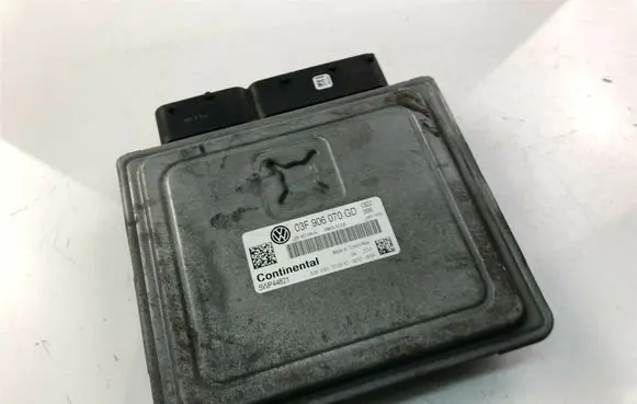 Volkswagen Polo V 6R Other control units/modules 03F906070GD K59