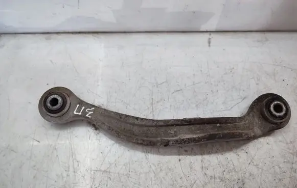 Rear control arm