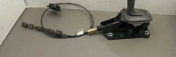 Gear shift cable linkage