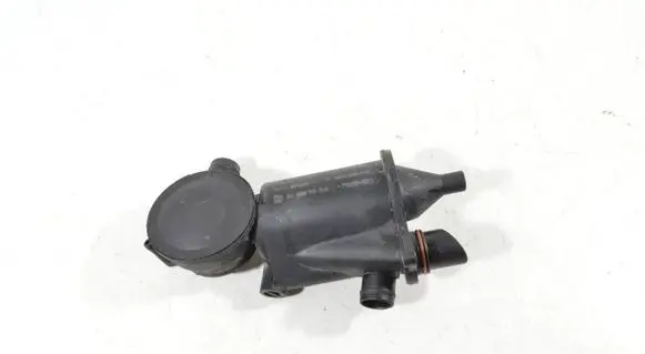 Porsche 911 996 Oil breather separator 99610702650 99610702652 99610702651
