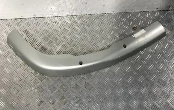 Toyota Corolla Verso AR10 Front bumper lip 768520F902 768520F020