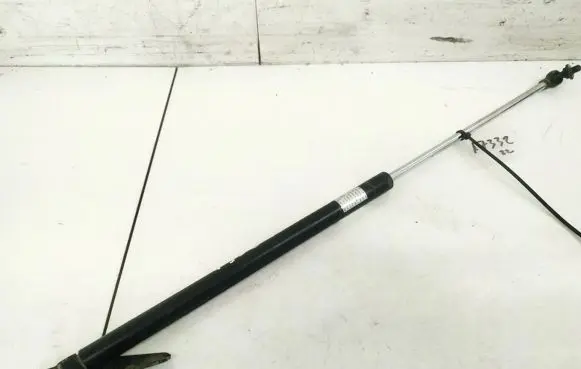 Subaru Legacy Tailgate/trunk strut/damper