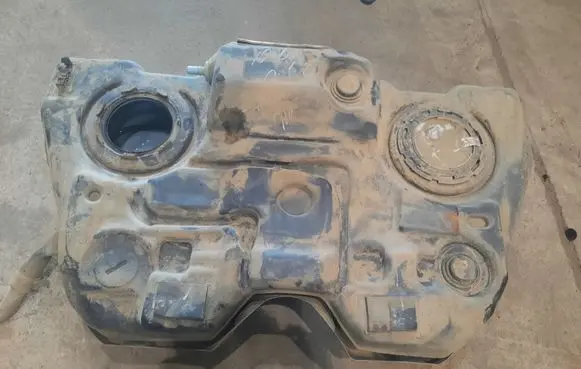Ford Fusion II Fuel tank 