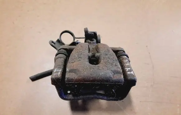 Ford Mondeo MK IV Rear brake caliper