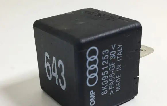 Audi A5 8T 8F Other relay 8K0951253