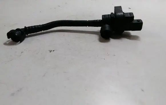 BMW 3 E46 Fuel tank valve 7512581