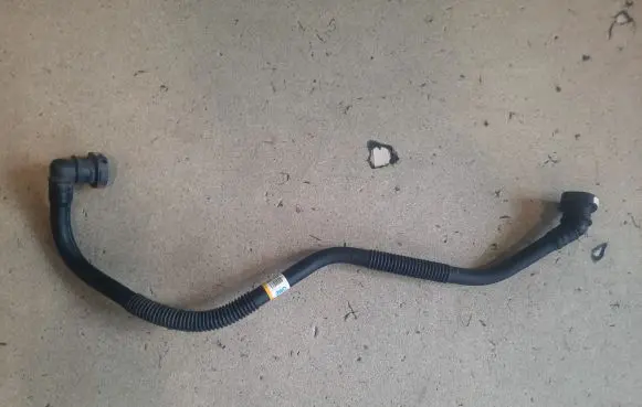 Hyundai Ioniq 5 Engine coolant pipe/hose 375Y2GI030
