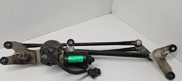 KIA Sorento Front wiper linkage and motor