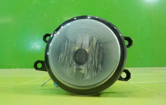 Toyota iQ Front fog light 89210656 PRAWY