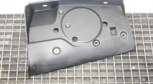 Maserati Ghibli Dashboard lower bottom trim panel 
