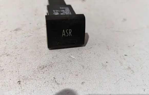 Traction control (ASR) switch