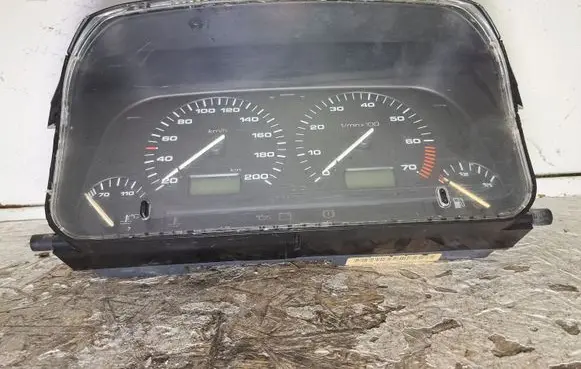Volkswagen Golf III Speedometer (instrument cluster) 1H6919033A 16H919033A