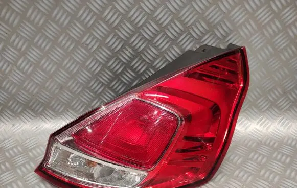 Citroen C5 Rear/tail lights 13404