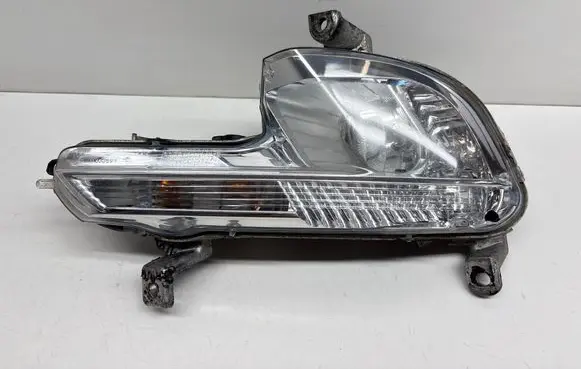 Peugeot 508 Front fog light 46900748