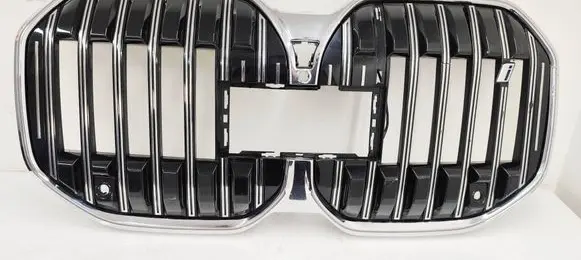 BMW 7 G70 Front bumper upper radiator grill 18801310