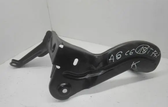 Audi A6 S6 C6 4F Intercooler pipe mounting bracket 4F0145613F