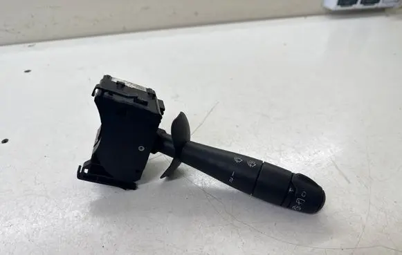 Opel Vivaro Wiper control stalk 91166328E 8200009620