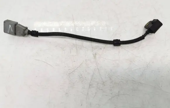 Volkswagen Touran I Crankshaft speed sensor 03G906433 ABE03G906433