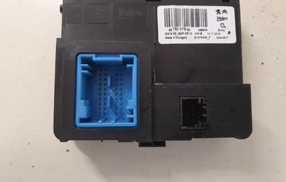 Citroen C4 Cactus Air conditioner control unit module 9678007680