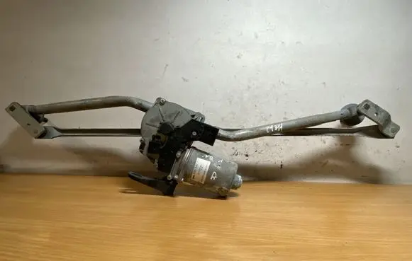 Mercedes-Benz Sprinter W906 Front wiper linkage and motor A9068200140 C1311