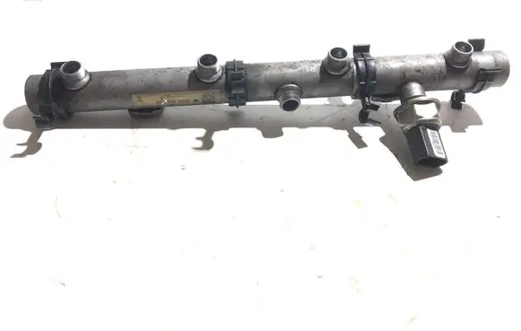 Audi Q7 4L Fuel main line pipe 057130089K