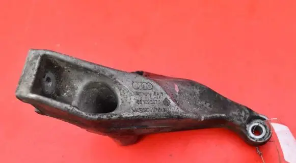 Seat Exeo (3R) Engine mount vacuum valve 8E0199307S