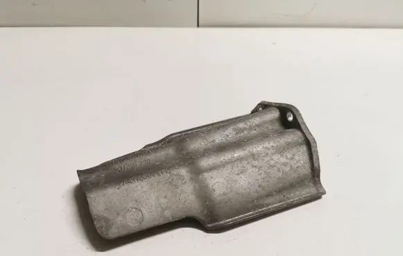 Volkswagen Golf VII Other engine bay part 5QJ407720