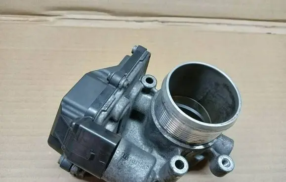 Skoda Yeti (5L) Throttle valve 03L128063AC A2C84117500 0701132238