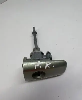 Citroen C4 Aircross Front door lock (next to the handle) 