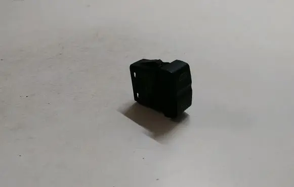 Mercedes-Benz Vito Viano W639 Suspension ride height/mode switch 6395452107