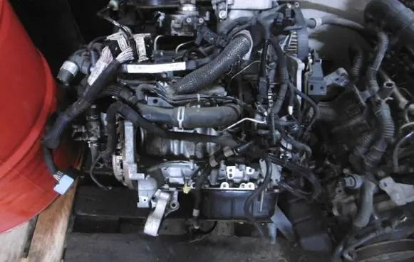 Peugeot 2008 I Engine swap 000856280
