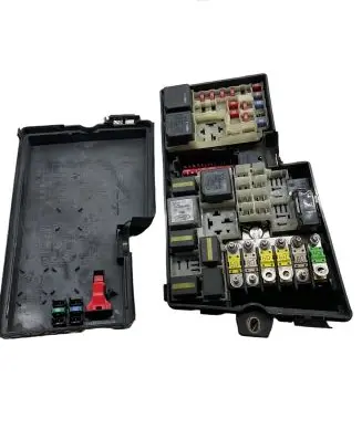 Ford C-MAX I Fuse box set 3M5T14K733NVA